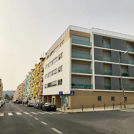 Zoo Garage Apartment Lisbon